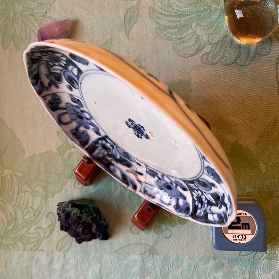 江戸中期　古伊万里　窓絵　染付　輪花型　中皿　7寸皿