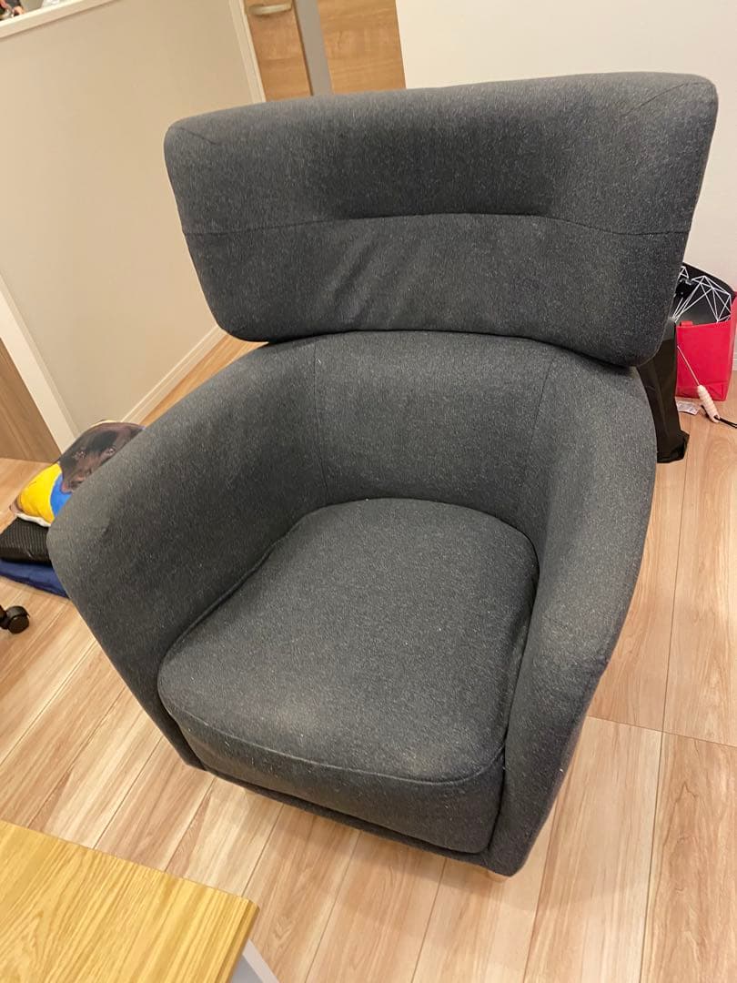 IKEAグレー ファブリック 1人掛けソファ