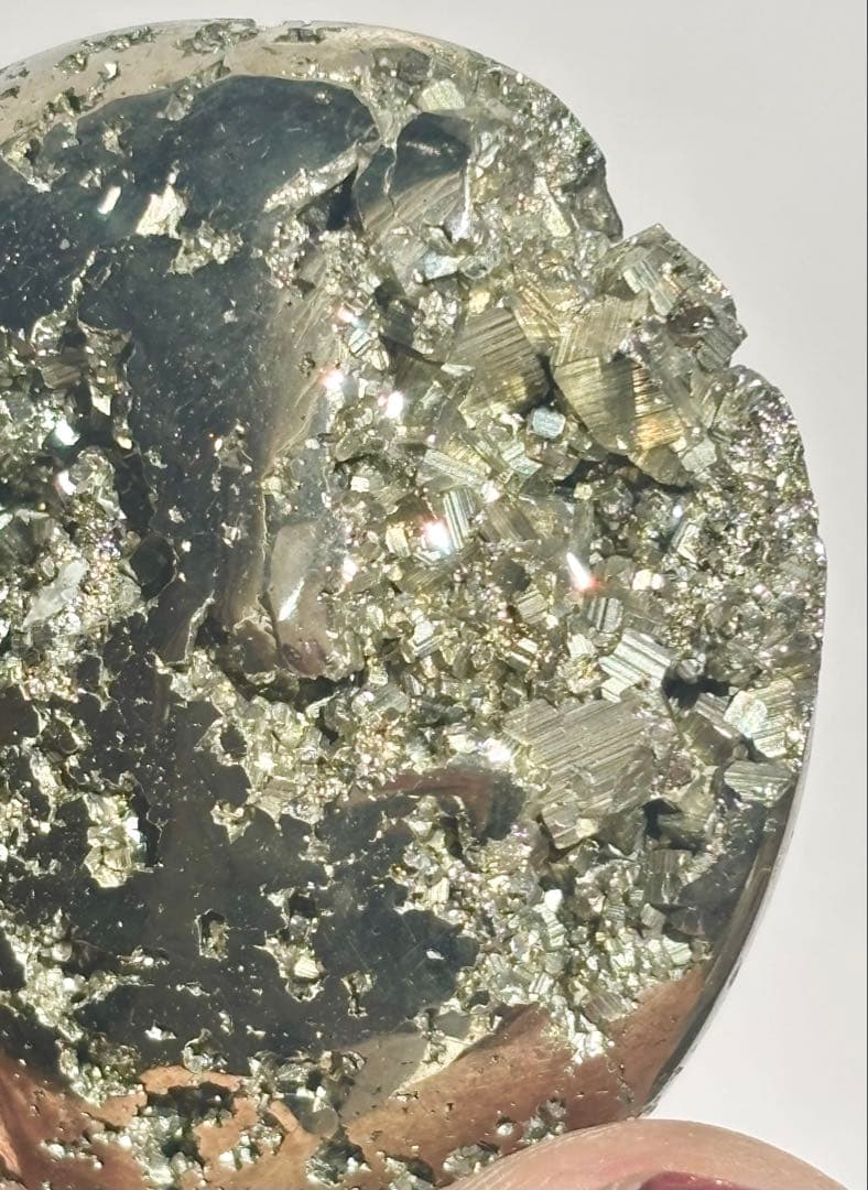 《高密度キューブ結晶✰》パイライト　パーム　握り石