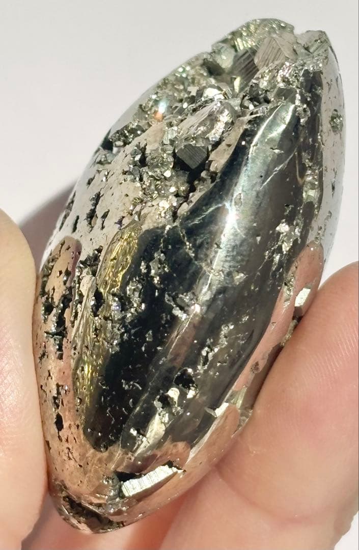 《高密度キューブ結晶✰》パイライト　パーム　握り石