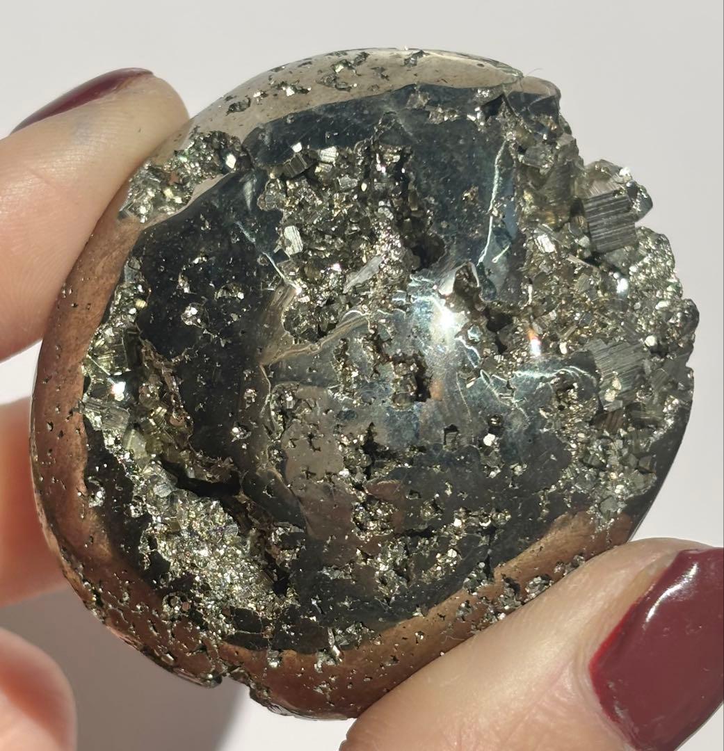 《高密度キューブ結晶✰》パイライト　パーム　握り石