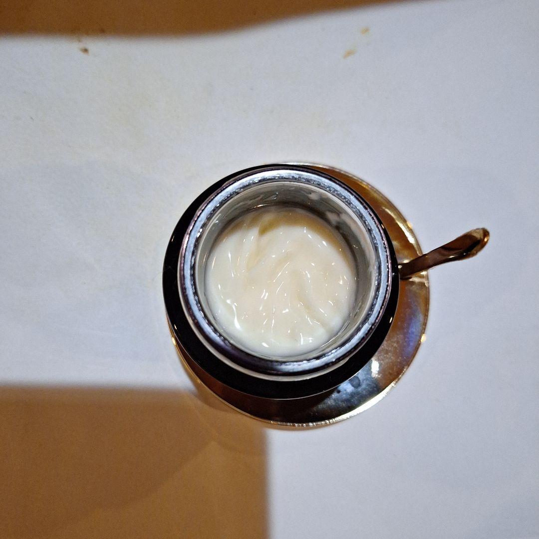 クレ・ド・ポーボーテシナクティフ クレーム