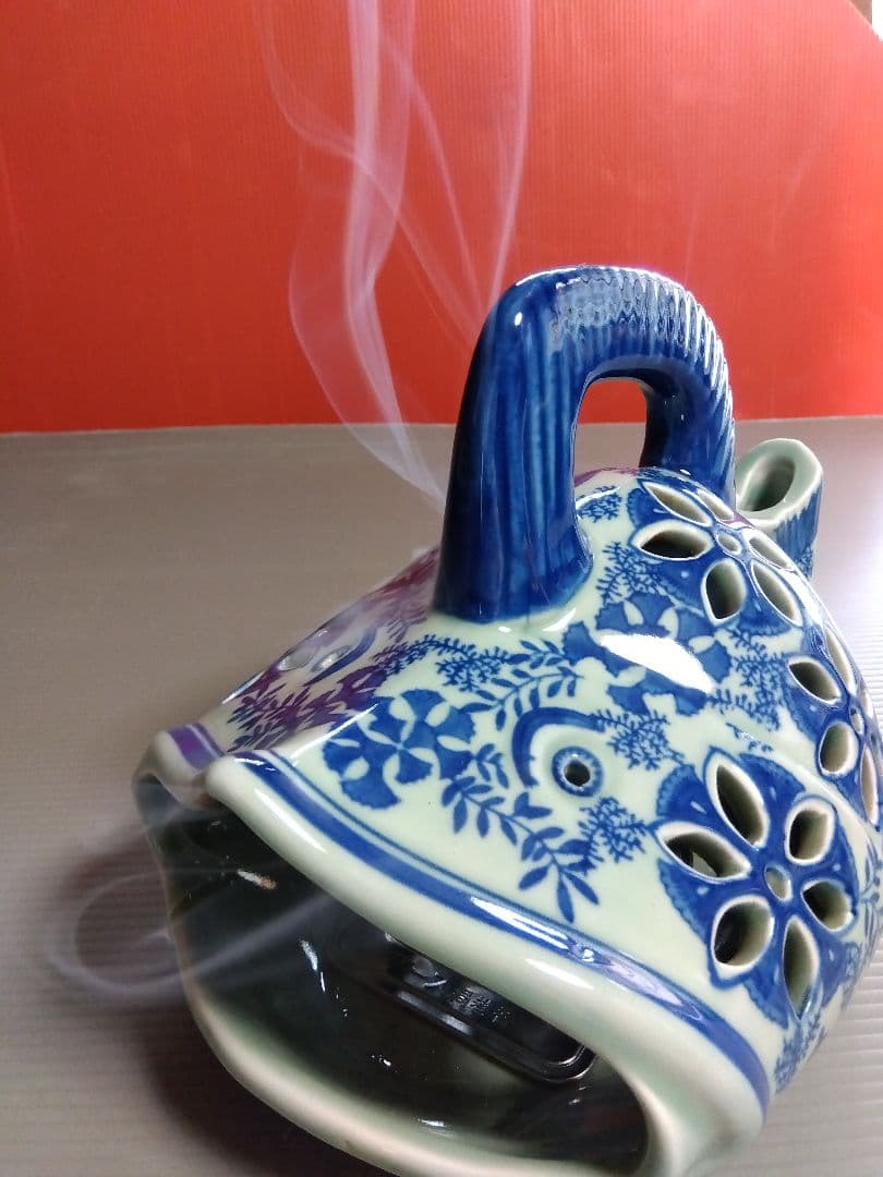 「大魚型の藍染焼き香炉親子」２点セット