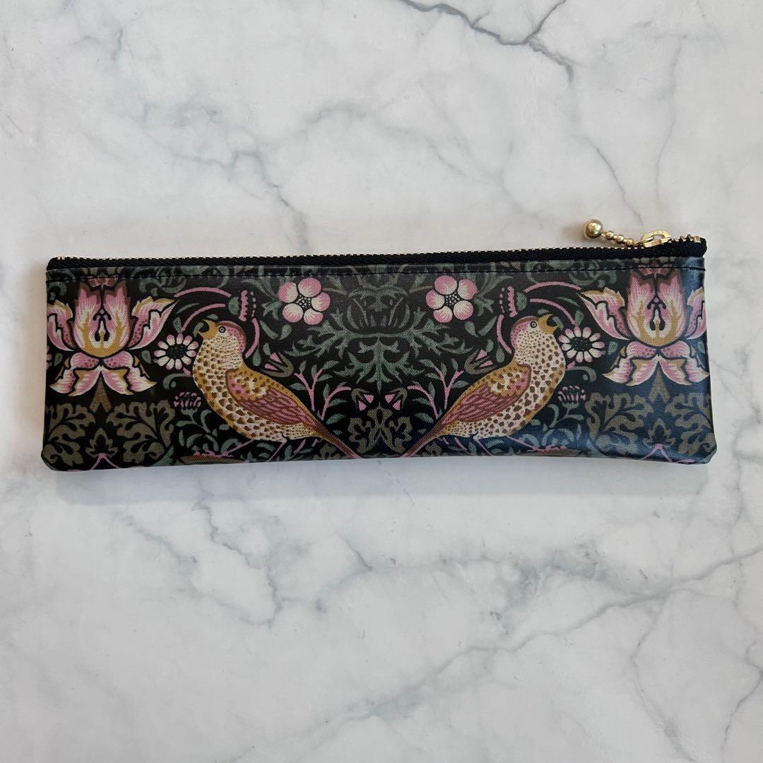 ウィリアムモリス　いちご泥棒 ブラック　ペンケース 歯ブラシポーチ　ハンドメイド