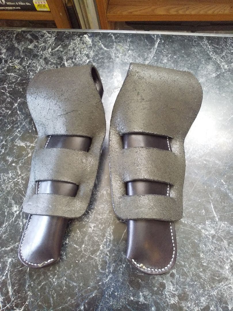 SAA用二丁拳銃ウエスタンホルスターオールドタイプ左右セット牛サドル