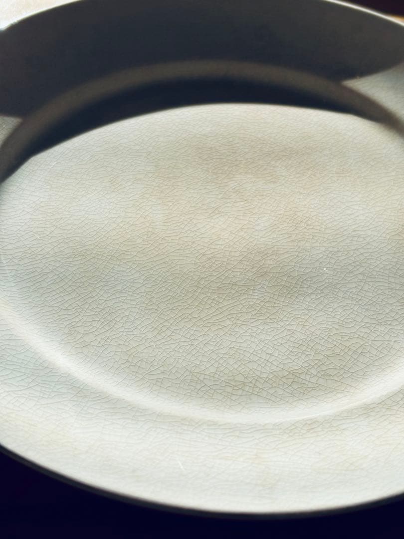 フランスアンティーク サーギュミヌ窯 美しい白いお皿-B 22.5cm