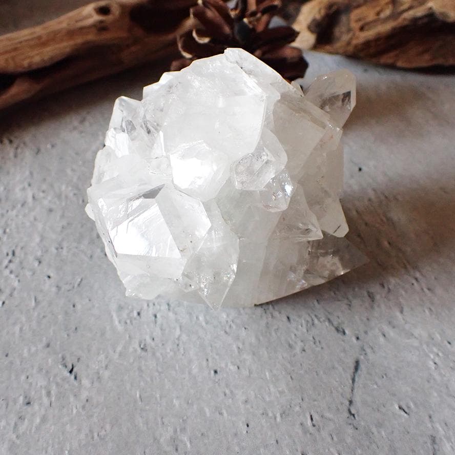 【40%OFF】アポフィライト／インド産／60mm×74mm×50mm