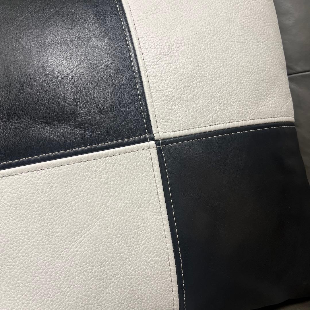 マスターウォール 本革クッション ほぼ未使用 - メルカリ