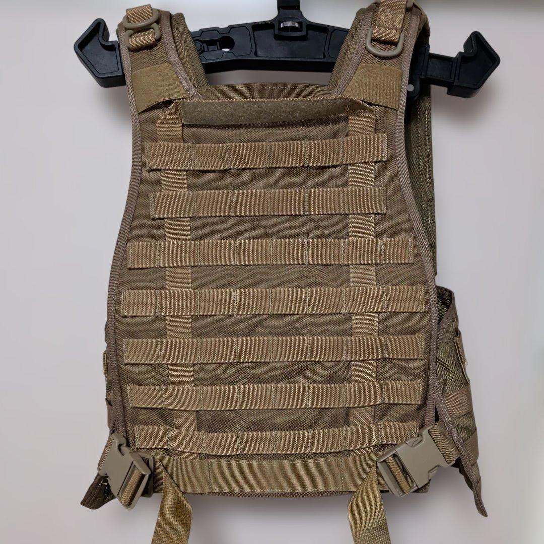 オール実物 flyye rrvベスト バックパネル ラジオポーチ CB