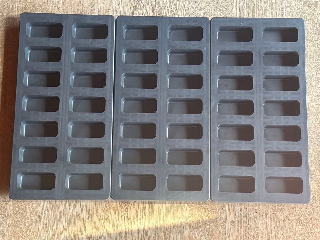 坂田モールド ケーキ型 焼菓子型 3枚セット 新品有フィナンシェ　ミニパウンド