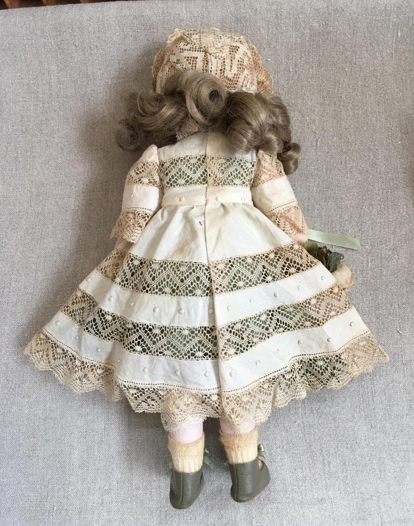 ビスクドール (4/30-35J) 作家様モノです。35cm