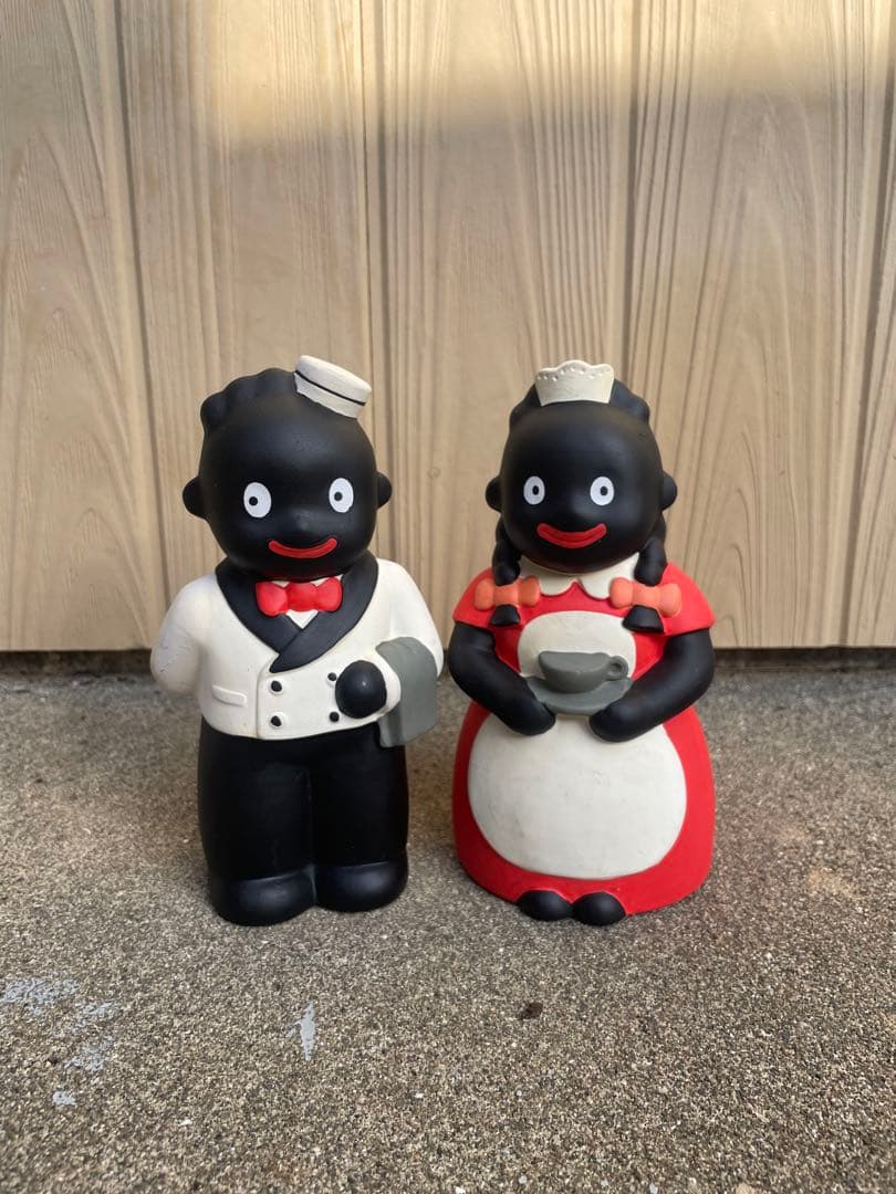 昭和レトロ　ウェイターとウェイトレスの貯金箱2個セット