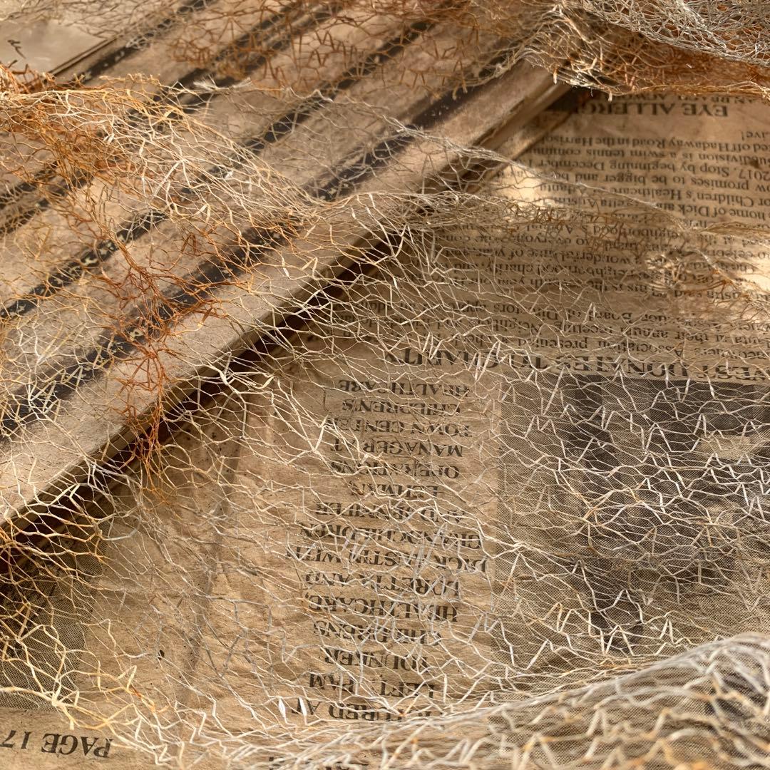 コラージュに☆錆染めホワイトベース　　異素材ジャンクジャーナルに