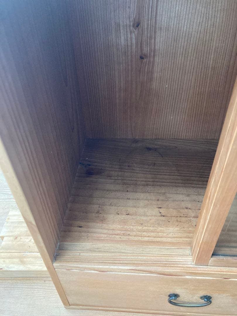 引き戸ガラスケース