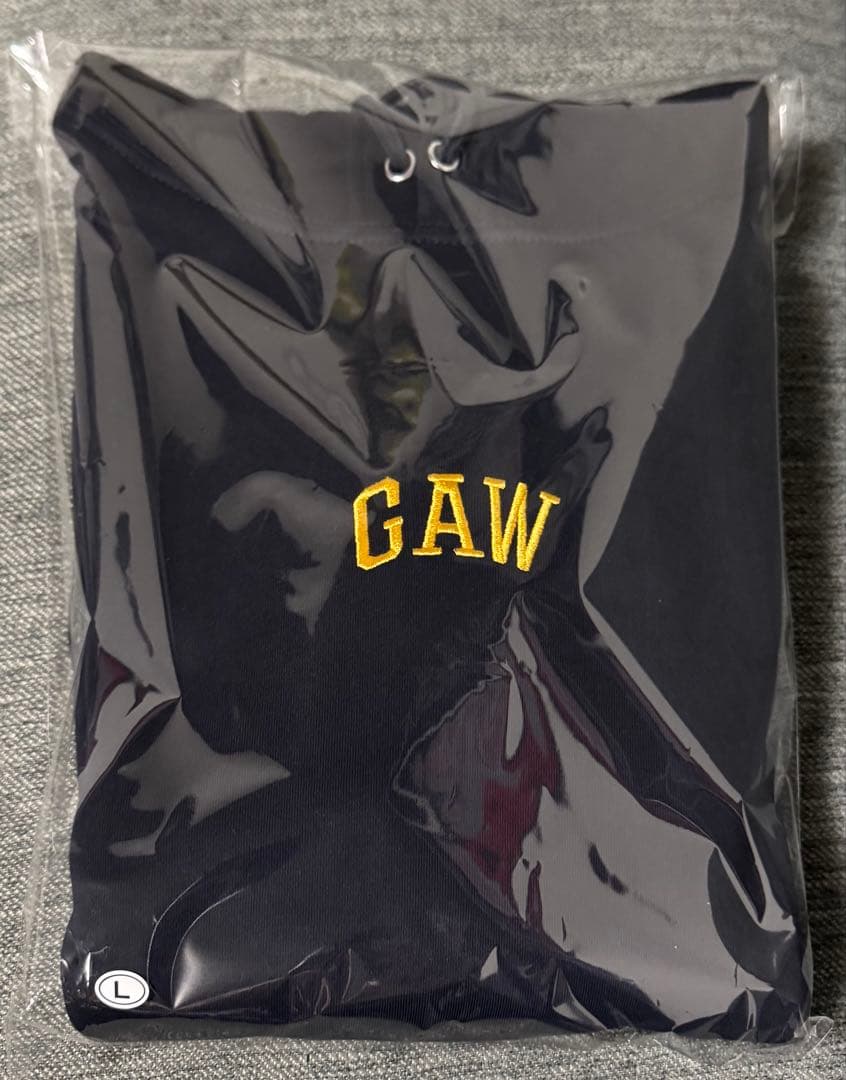 マンウィズ 刺繍パーカー ネイビー×イエロー - メルカリ