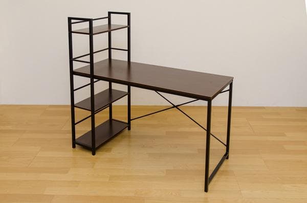 ✨シンプルデザイン✨　ラック付きデスク