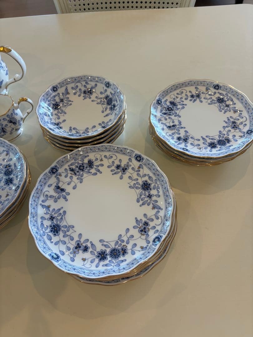 ナルミ　食器セット　ボーンチャイナ　ミラノ　5人用