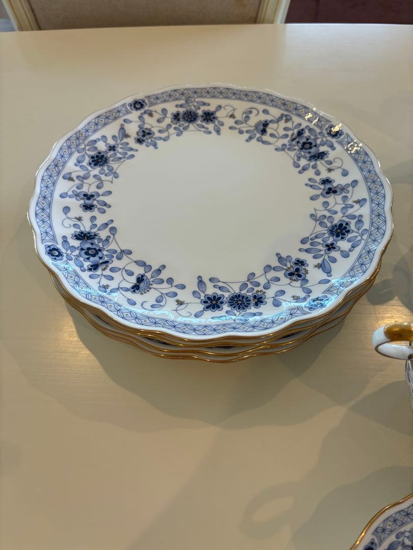 ナルミ　食器セット　ボーンチャイナ　ミラノ　5人用