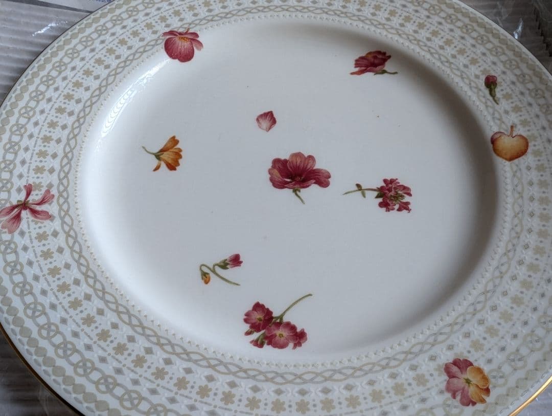 NARUMI　５枚セット　ボーンチャイナ　デザート プレート 21cm　花柄
