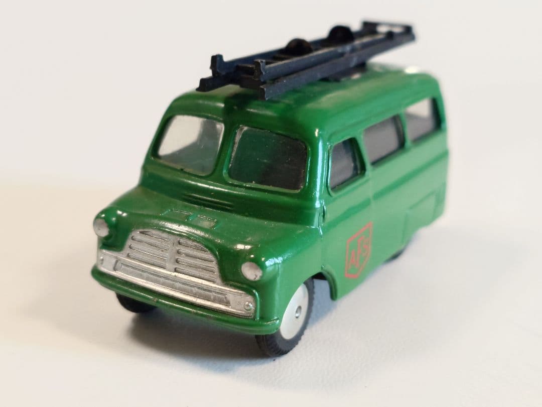 ミニカー CORGI TOYS 405 BEDFORD \"UTILECON\" A.F.S.