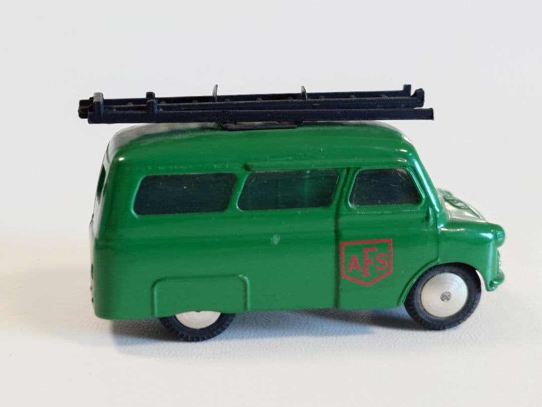ミニカー CORGI TOYS 405 BEDFORD \"UTILECON\" A.F.S.