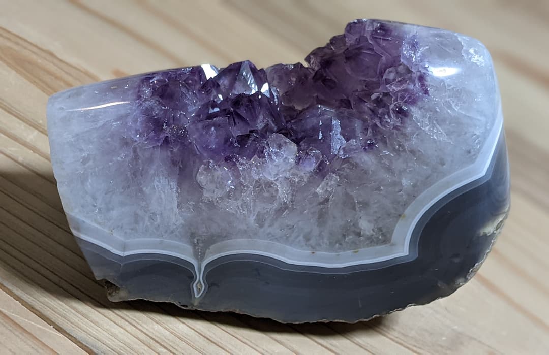 癒やしの光…アメジストクラスター　浄化　開運