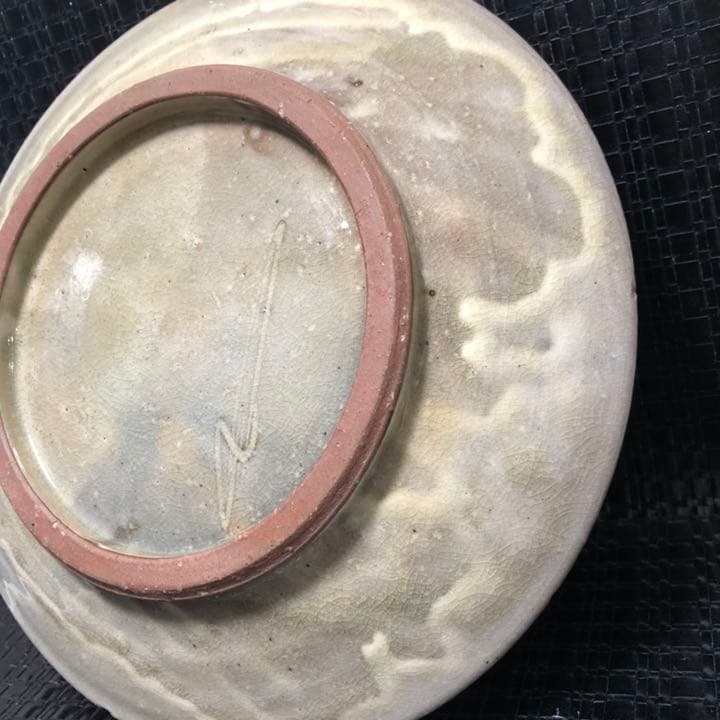 究極の古美術◼️蔵から美しい波の様な釉薬が流れているお皿が出て来ました、茶道具 究極の古美術◼️蔵から美しい波の様な釉薬が流れて