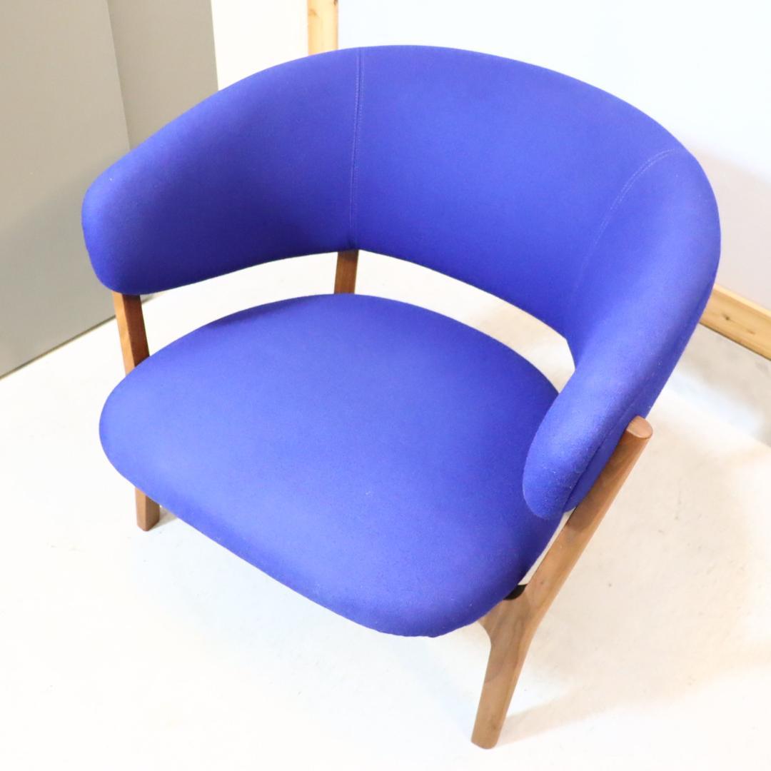 マルニコレクション Roundish ウォールナット材 シングルシートソファ