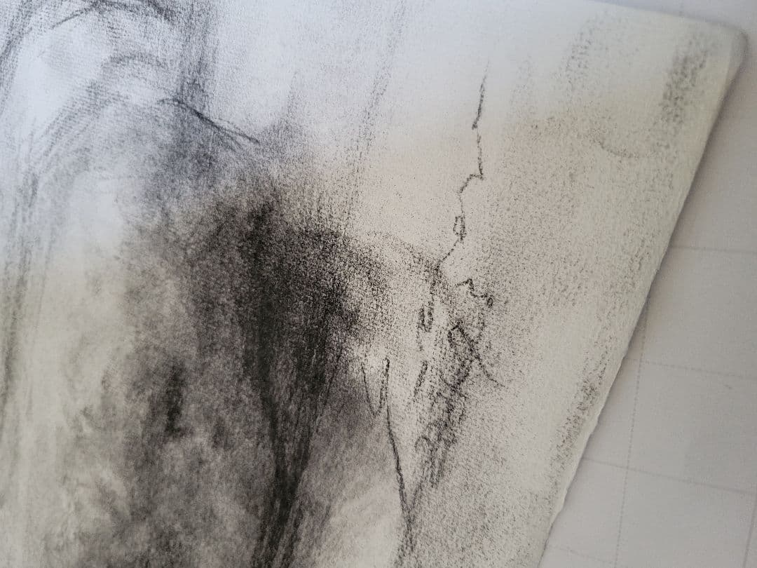 No.8　「裸婦」　木炭　木炭紙