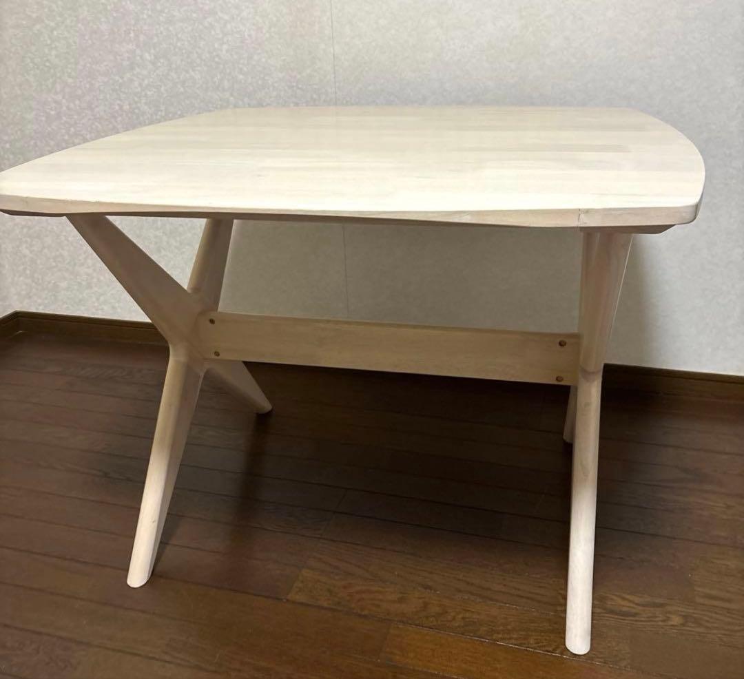 【ニトリ】リビングダイニングテーブル リラックスワイド テーブル