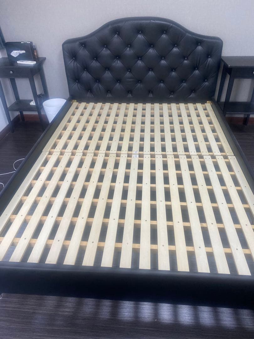 【美品】ダブルベッド　フレーム　受け取り　ハイバック　ブラック