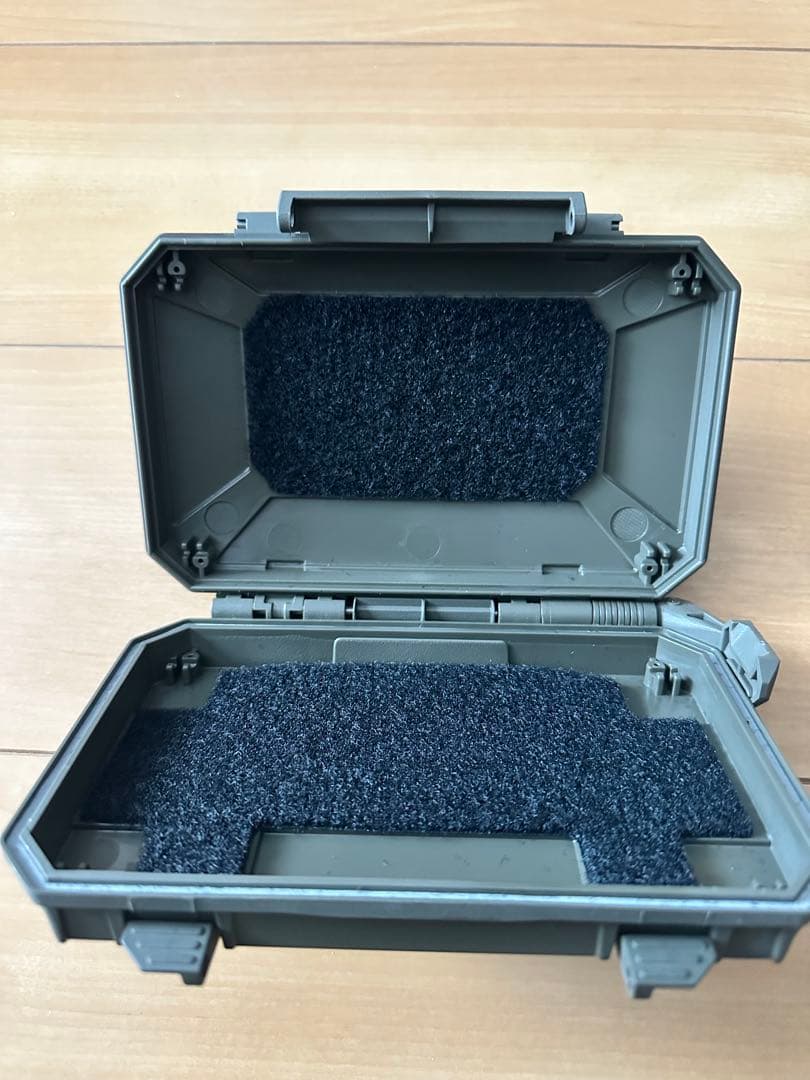 THYRM DARKVAULT-COMMS クリティカルギアケース