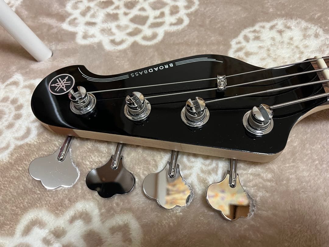 美品　BB434/YAMAHA/エレキベース/Teal Blue