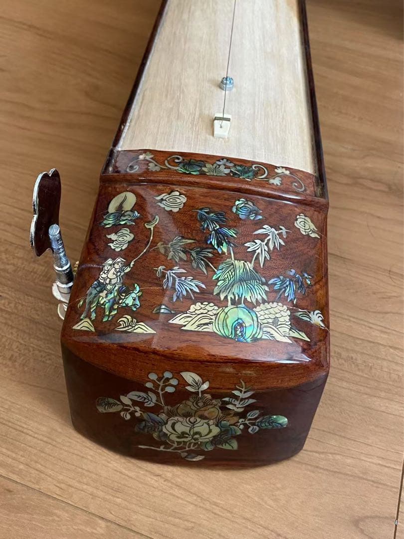 ベトナム民族楽器 ダンバウ ダン・バウ ー弦琴長106x11.5x高9.2cm