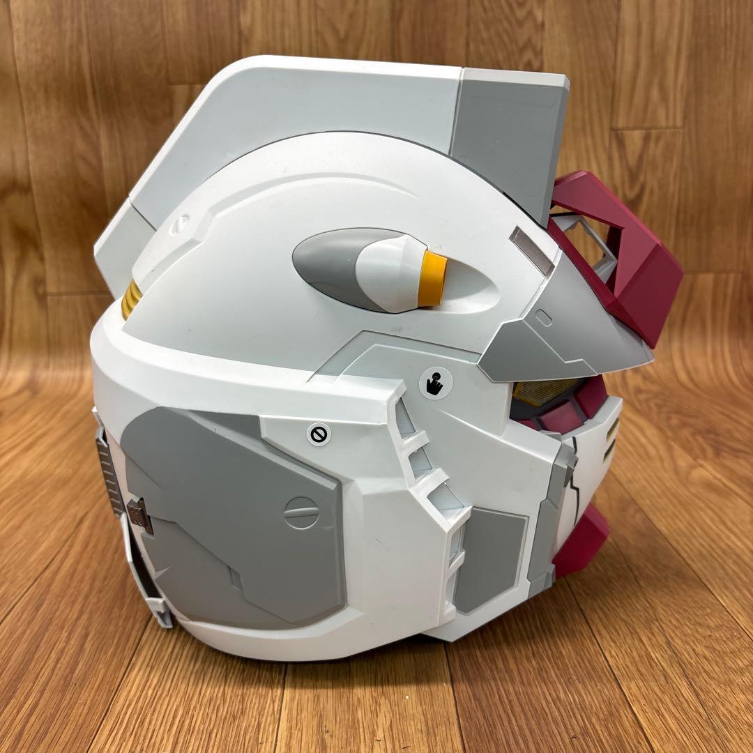 MECH WARRIOR ガンダムヘルメット型フィギュア RX-78