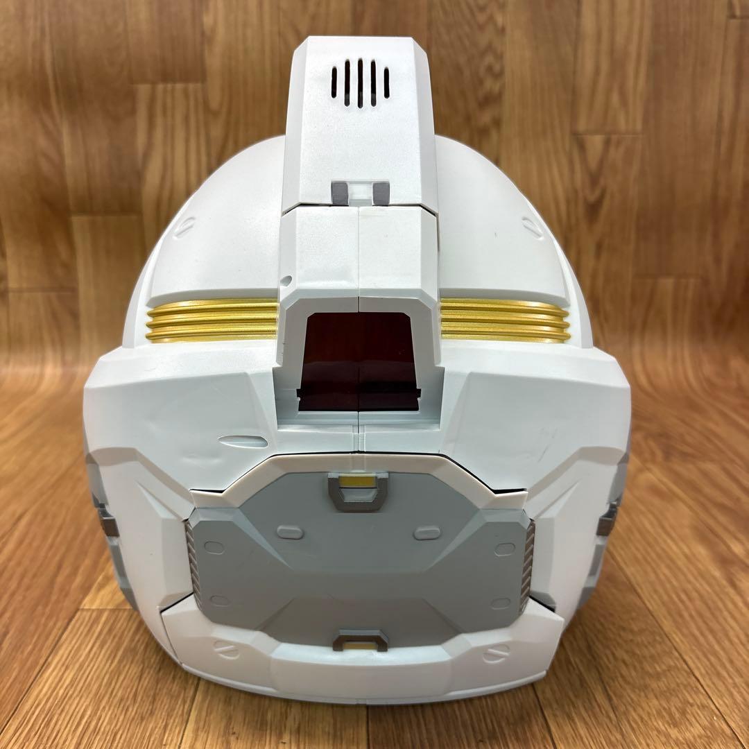 MECH WARRIOR ガンダムヘルメット型フィギュア RX-78