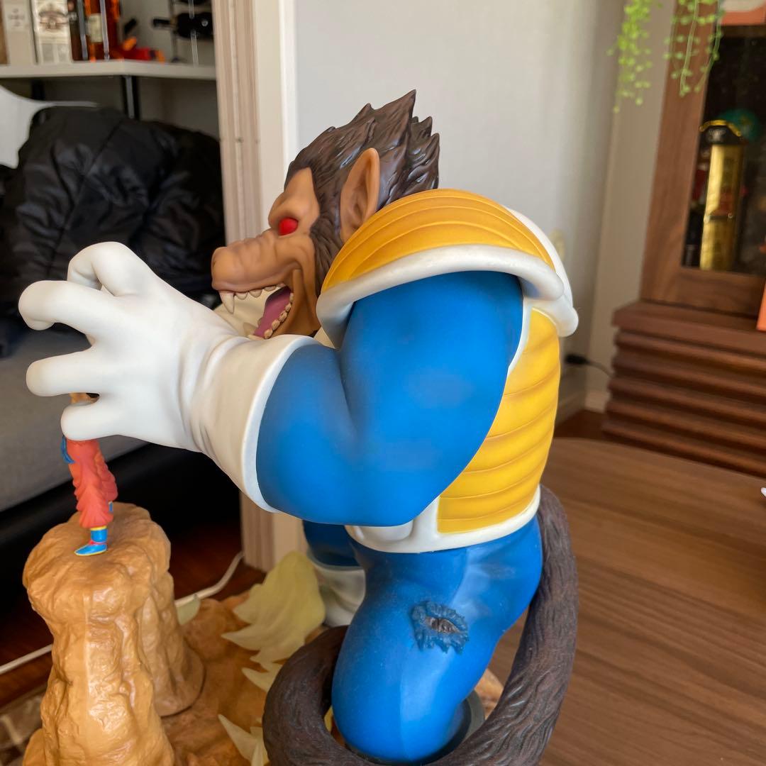 ドラゴンボール 悟空と大猿ベジータ フィギュア