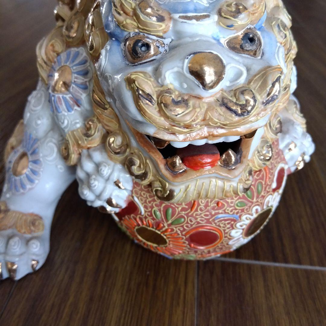 玉乗り白 獅子の置物九谷焼8100円に