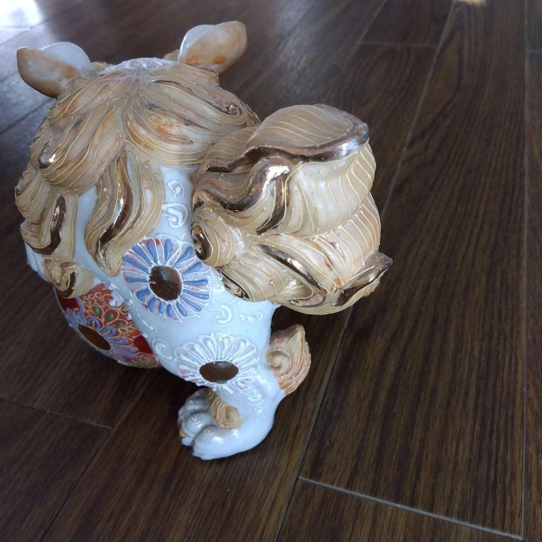 玉乗り白 獅子の置物九谷焼8100円に