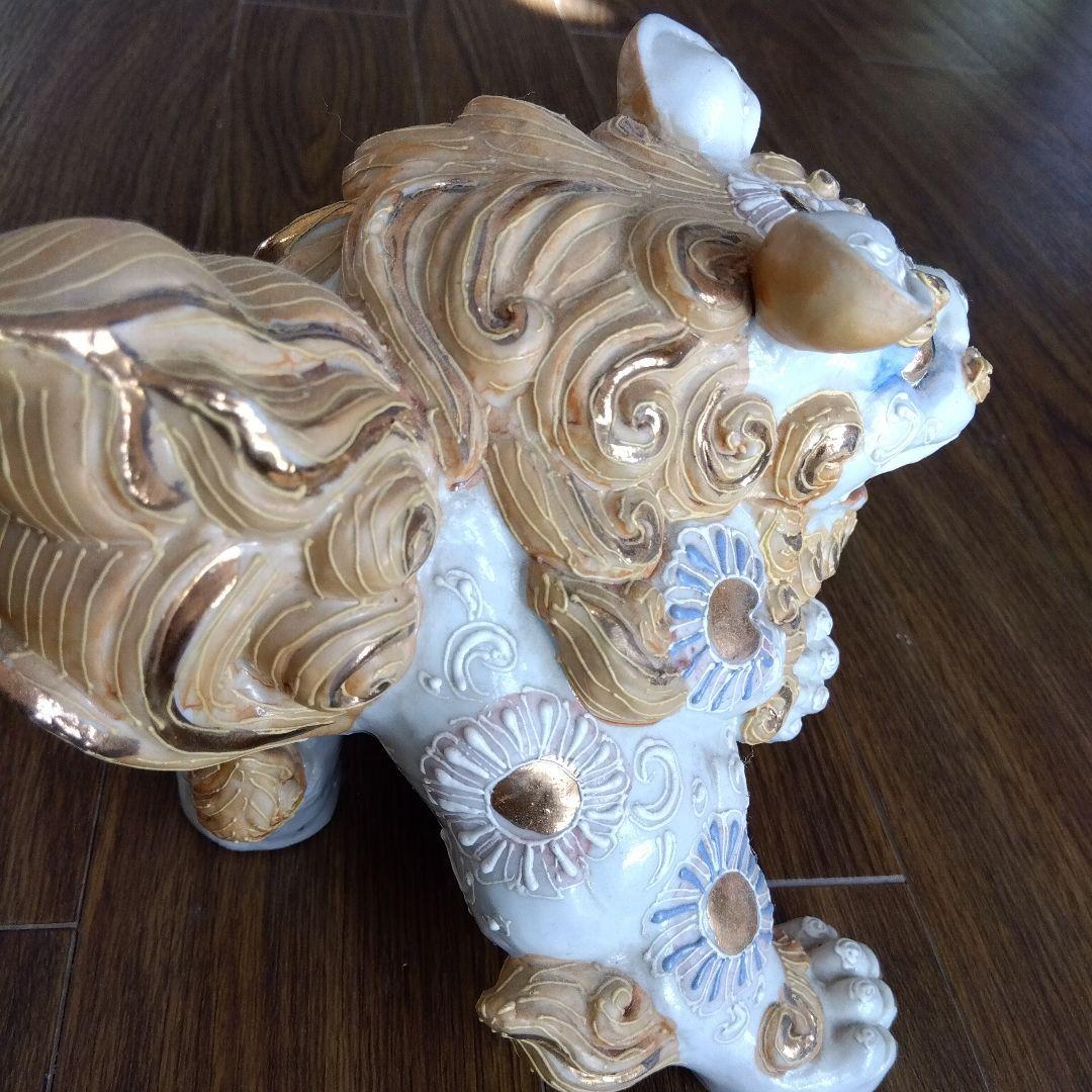 玉乗り白 獅子の置物九谷焼8100円に