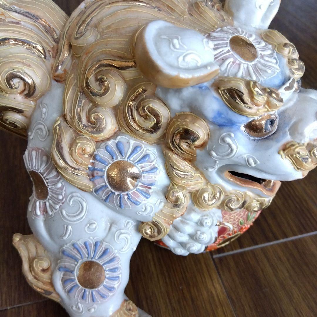 玉乗り白 獅子の置物九谷焼8100円に