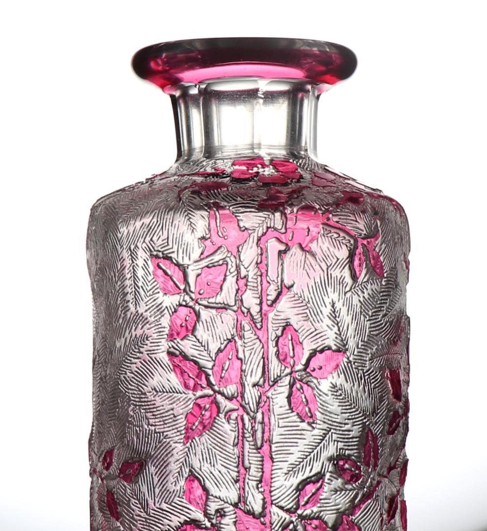 オールド・バカラ レアサイズ 桃色被せガラス 犬薔薇 金彩 香水瓶 エグランチエ