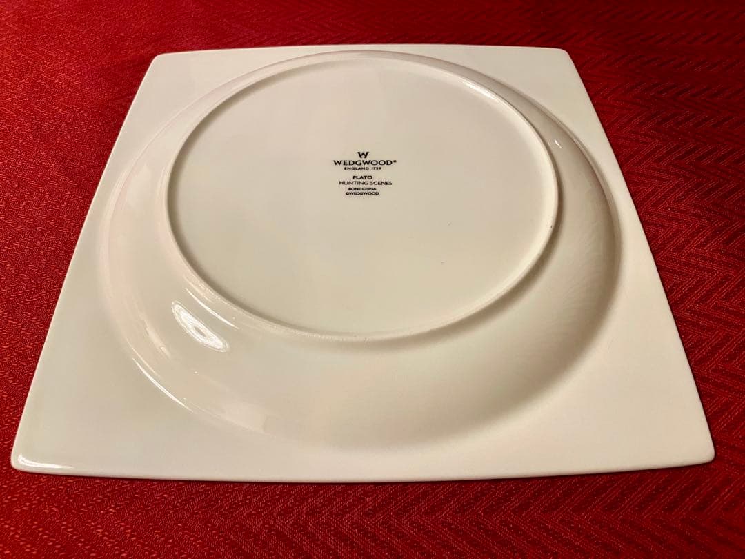 【廃盤☆希少】ウェッジウッド ハンティングシーン スクエアプレート2６cm