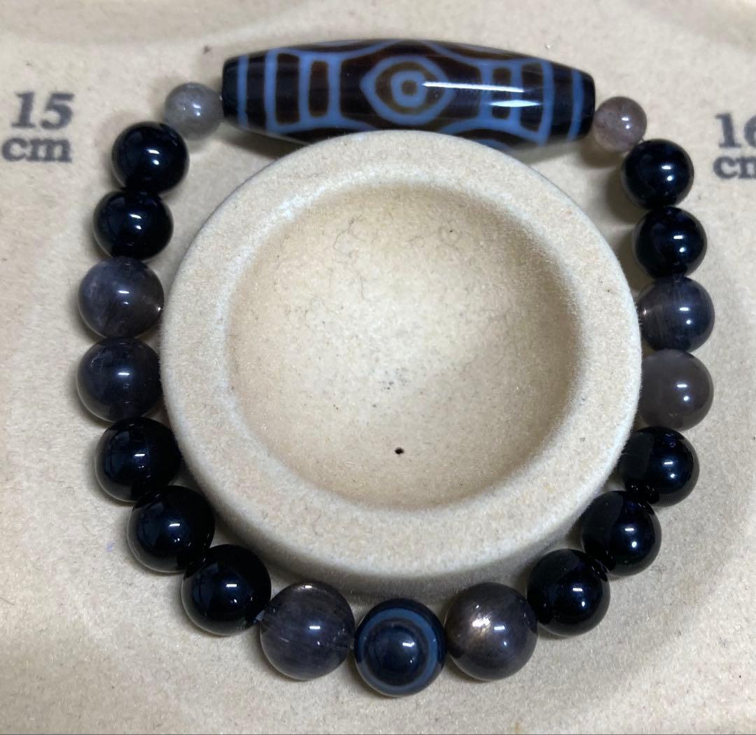 う*こ様 ※組み直し変更あり※ 天然石　天珠　龍眼天珠　ブレスレット