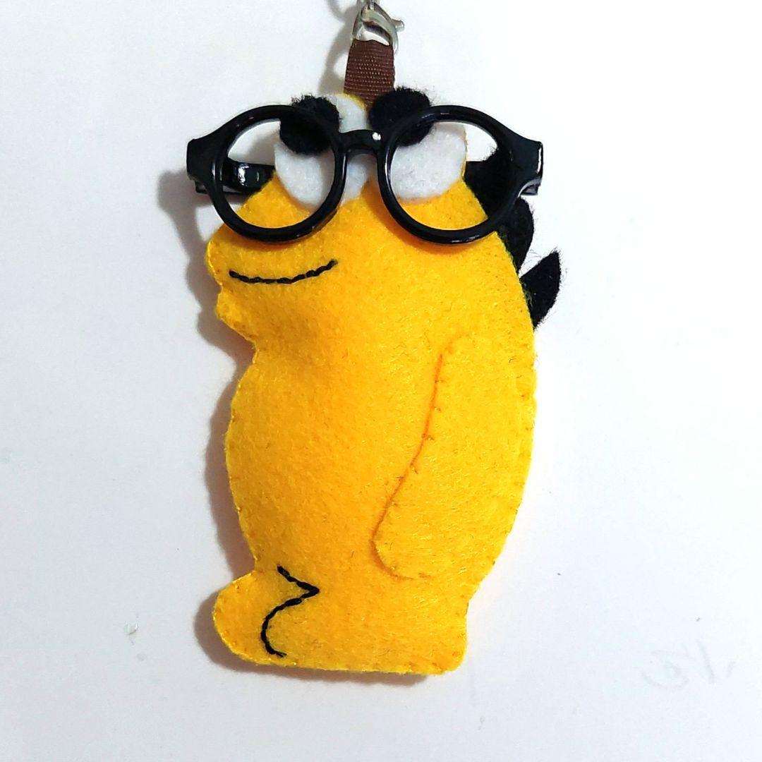 なんJ民 フェルトストラップ ～眼鏡だガネ～ - メルカリ