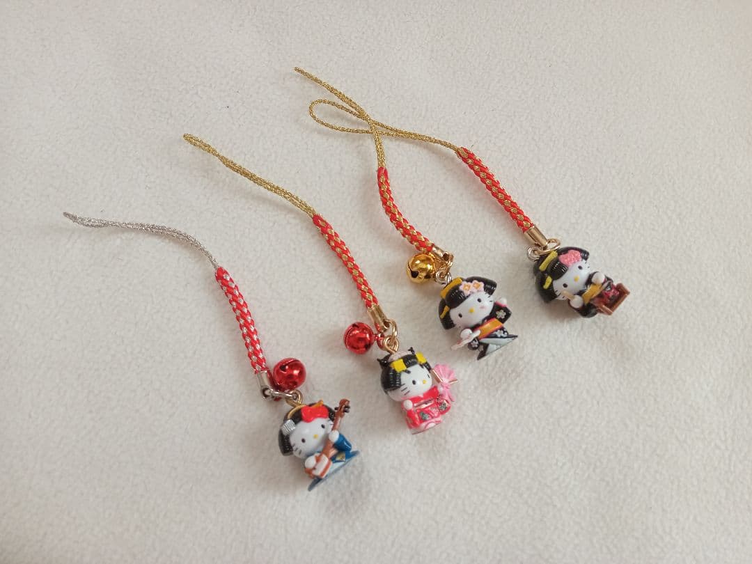 ゆうパケット】ハローキティ 根付け 芸姑さん 4個セット - メルカリ