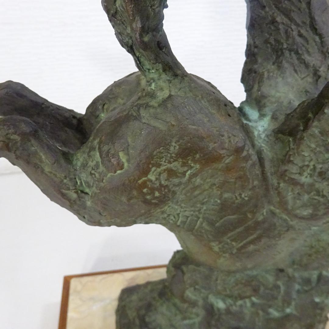 北村西望 馬 ブロンズ製 金属彫刻 置物 金青銅仕上げ 木製石台付