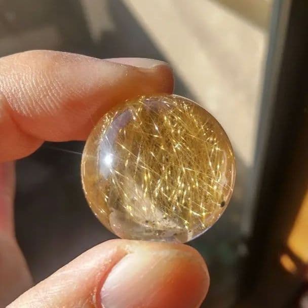 ルチルクォーツ スフィア マニハール ヒマラヤ水晶 天然石 パワーストーン 置物