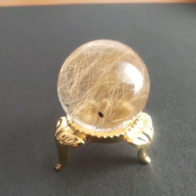 ルチルクォーツ スフィア マニハール ヒマラヤ水晶 天然石 パワーストーン 置物