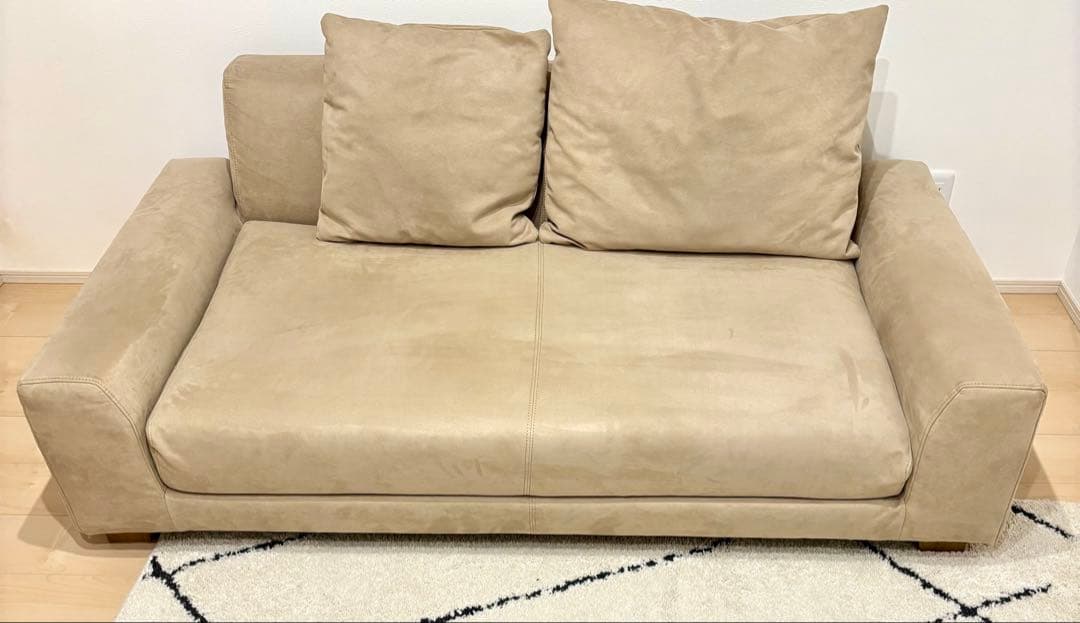 美品　unico MATT ベージュ 2.5人掛けソファ